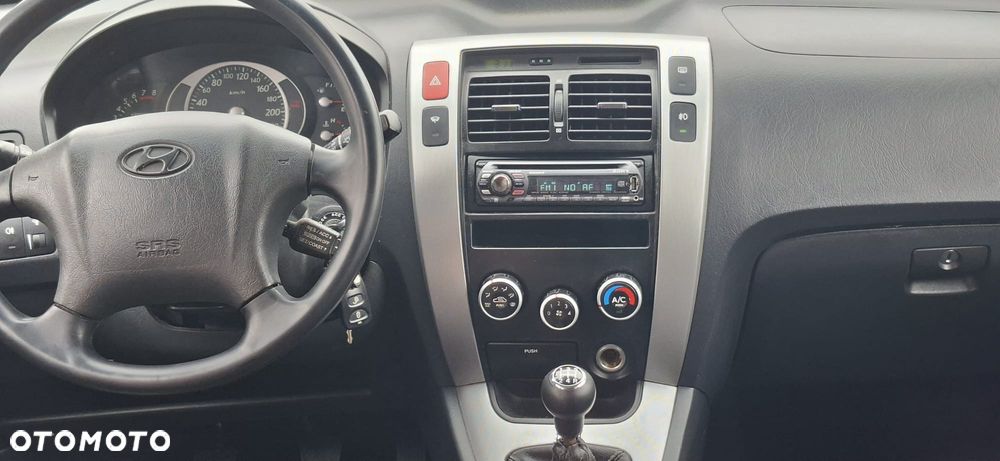 Hyundai Tucson 2.0 2WD GLS - 14