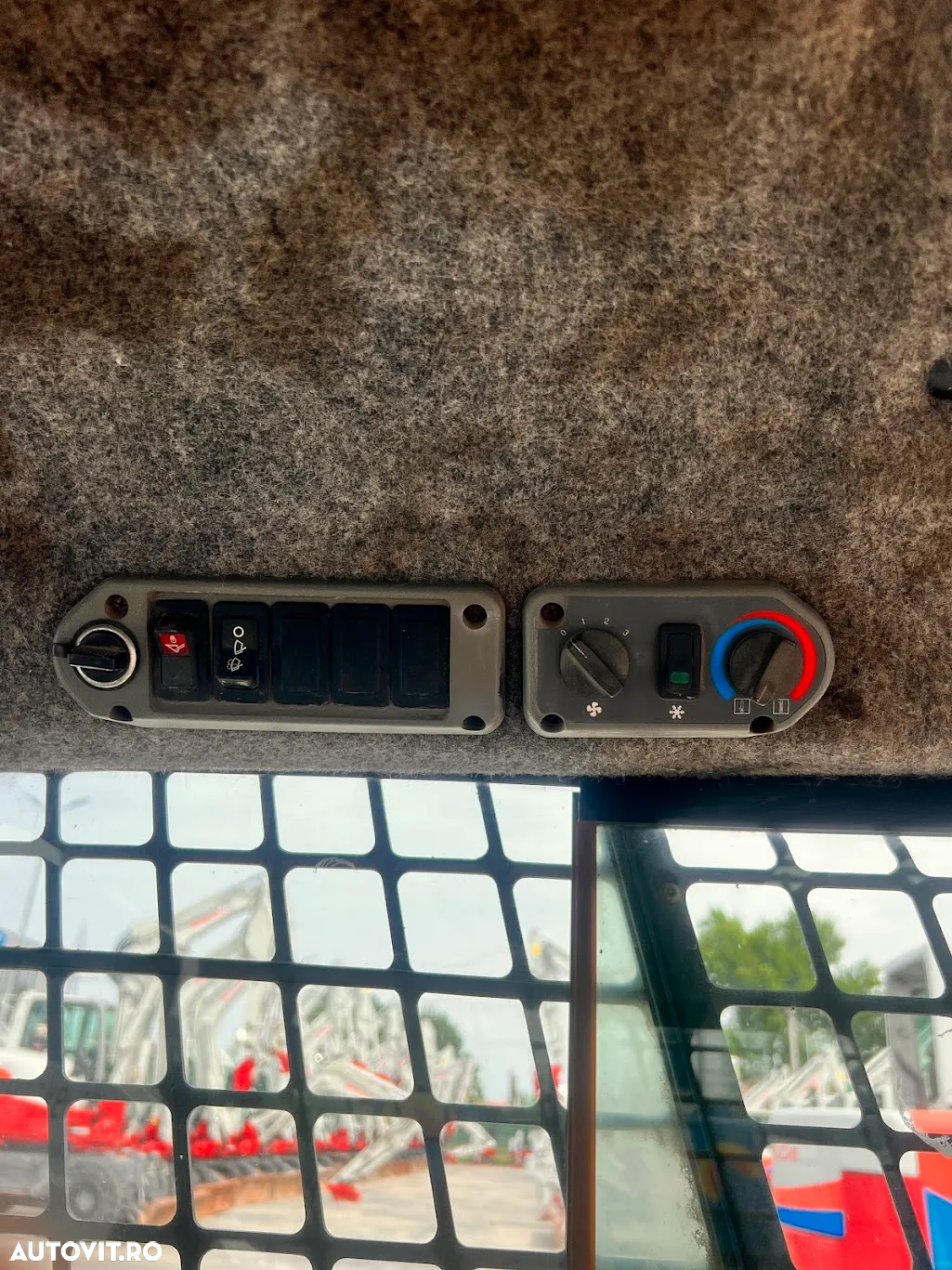 Takeuchi T 300 - 9