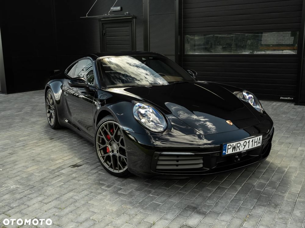 Porsche 911 Carrera 4S - 2