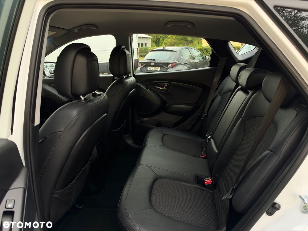 Hyundai ix35 1.6 2WD Fifa World Cup Edition - 27
