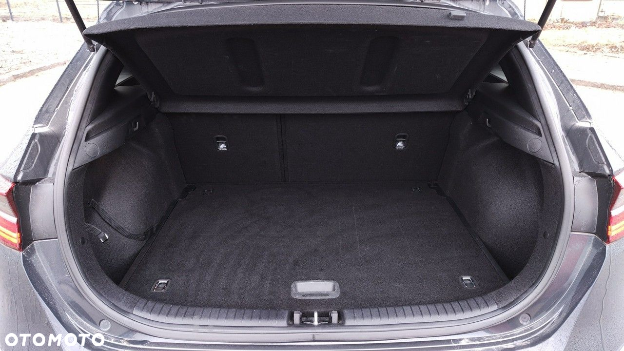 Kia Ceed - 22