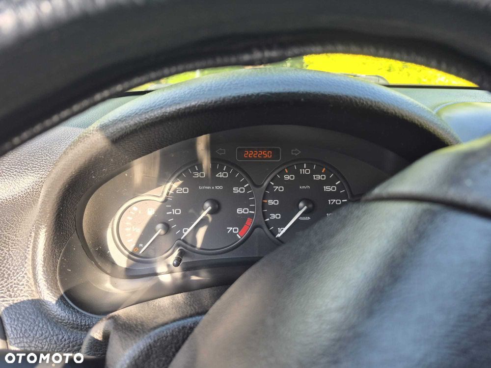 Peugeot 206 - 3