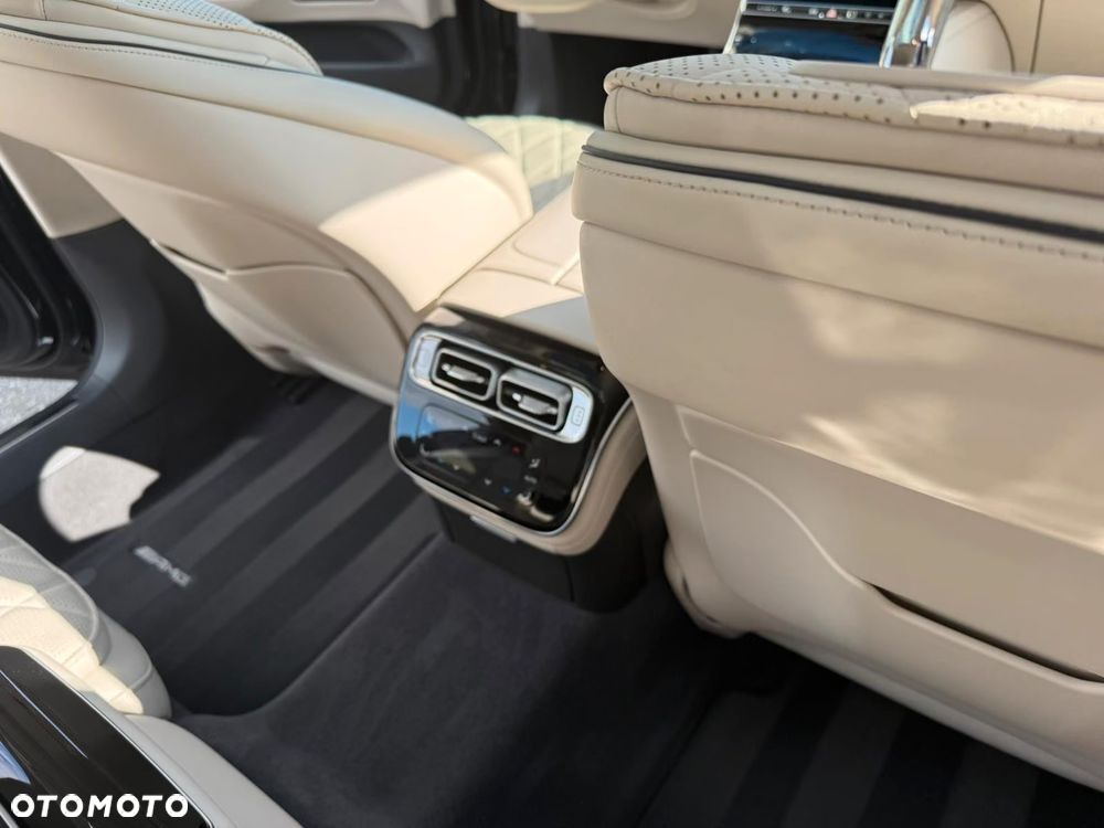 Mercedes-Benz Klasa S 400 d 4-Matic L 9G-TRONIC - 11