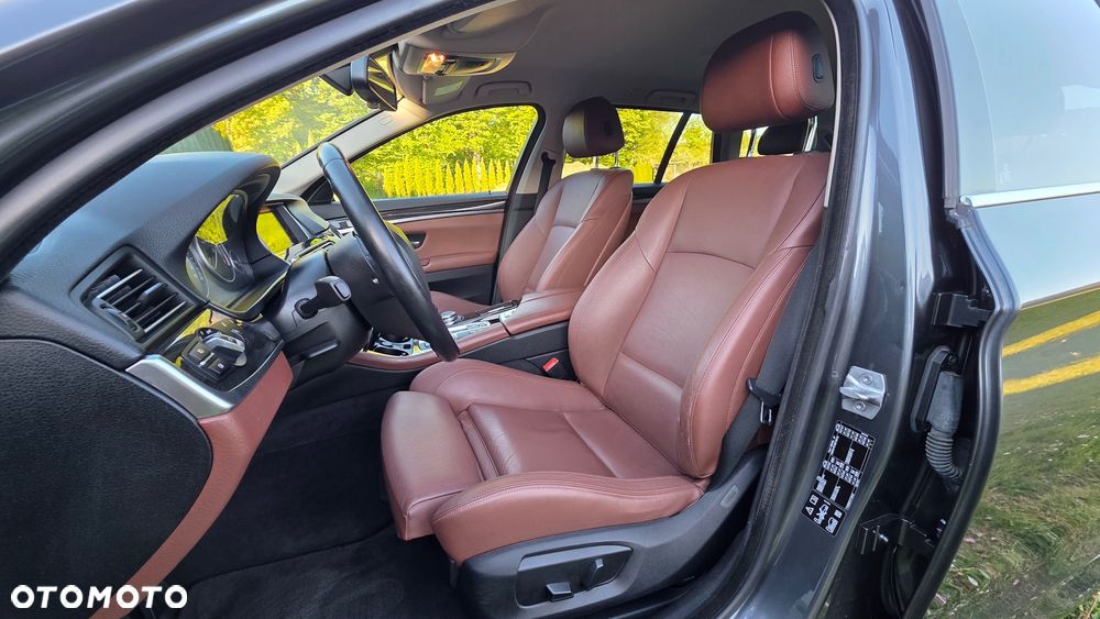 BMW Seria 5 520d xDrive Luxury Line - 15