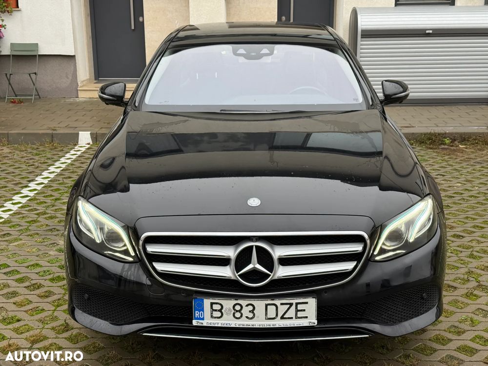 Mercedes-Benz E 200 4MATIC Aut. - 35