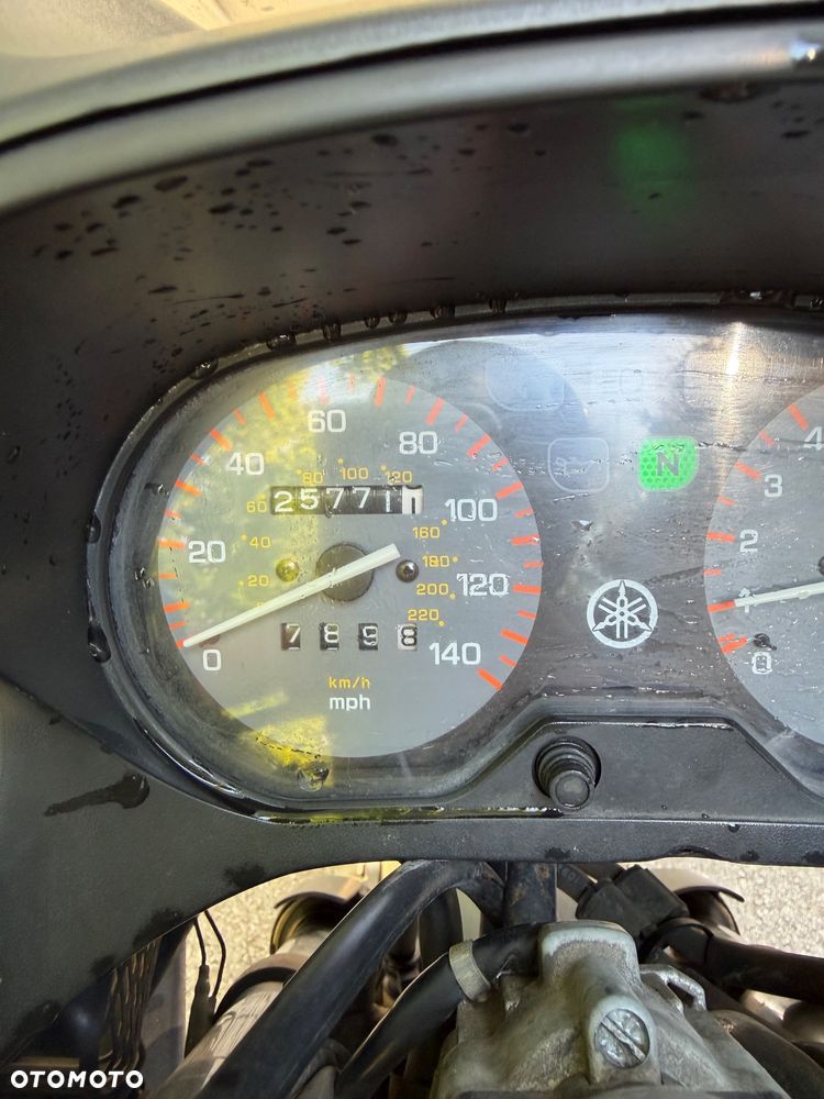 Yamaha XJ - 8