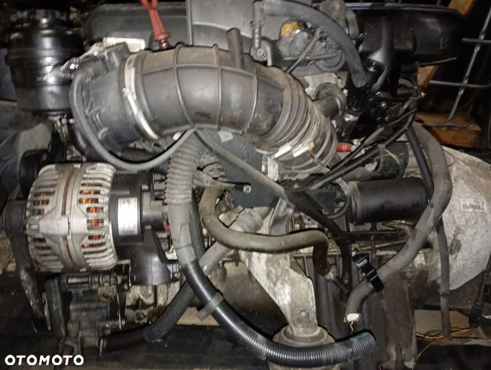 Kompletny Silnik BMW 3,0 - 2