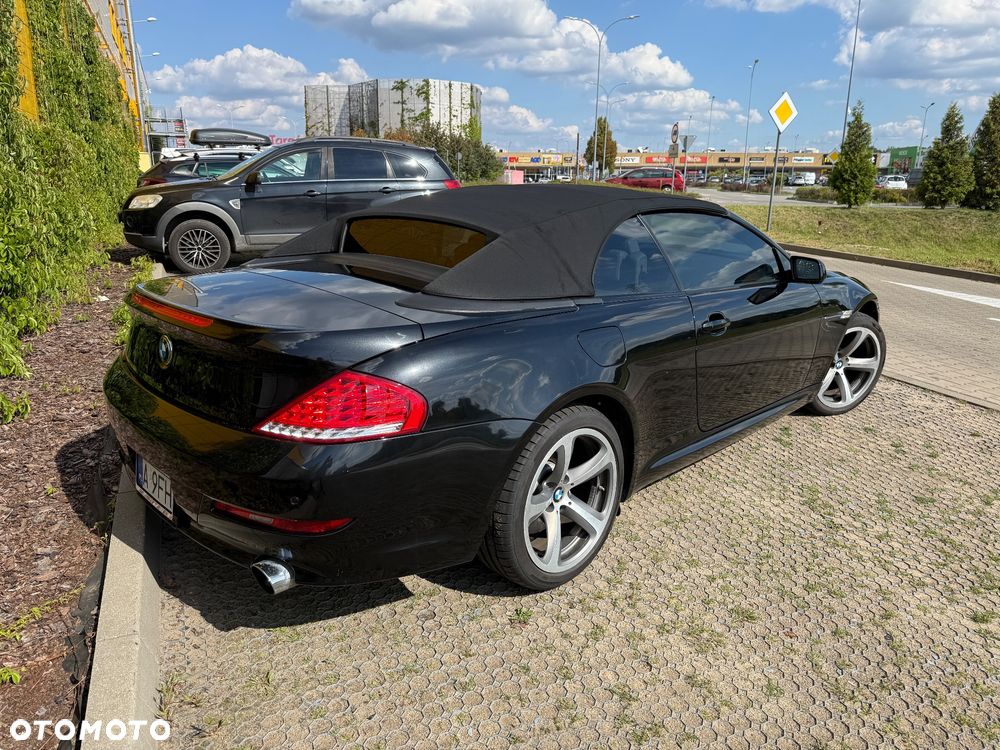 BMW Seria 6 650 i - 12