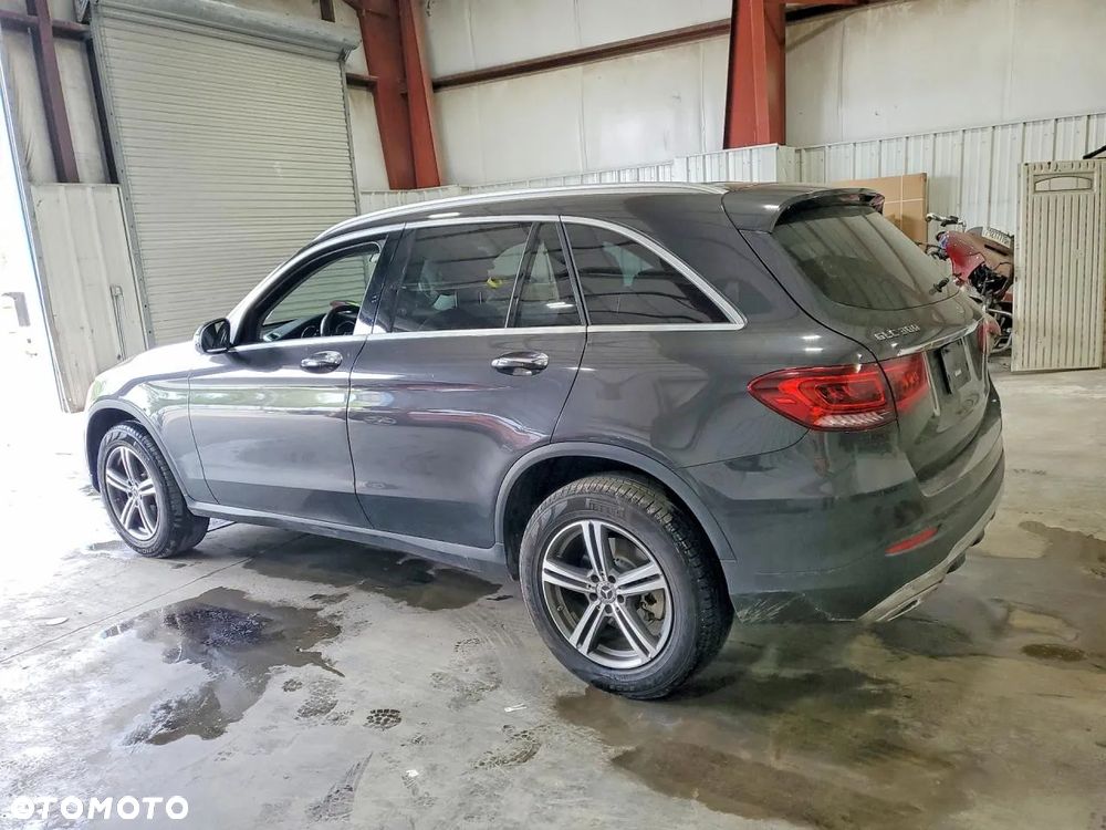Mercedes-Benz GLC 300 4Matic 9G-TRONIC - 2