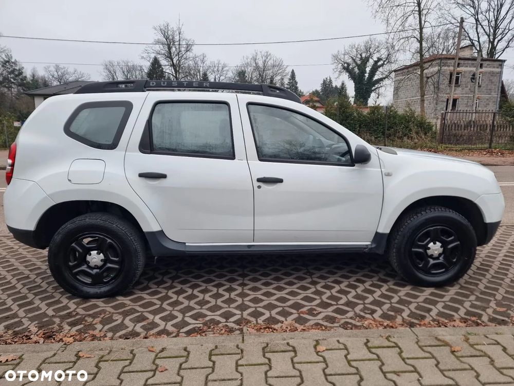 Dacia Duster 1.6 SCe Laureate S&S - 12