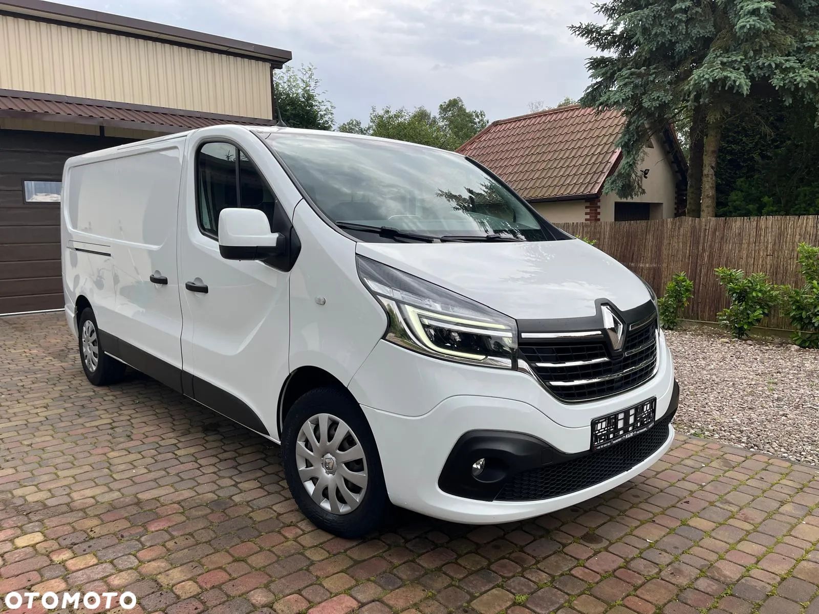 Renault Trafic - 1
