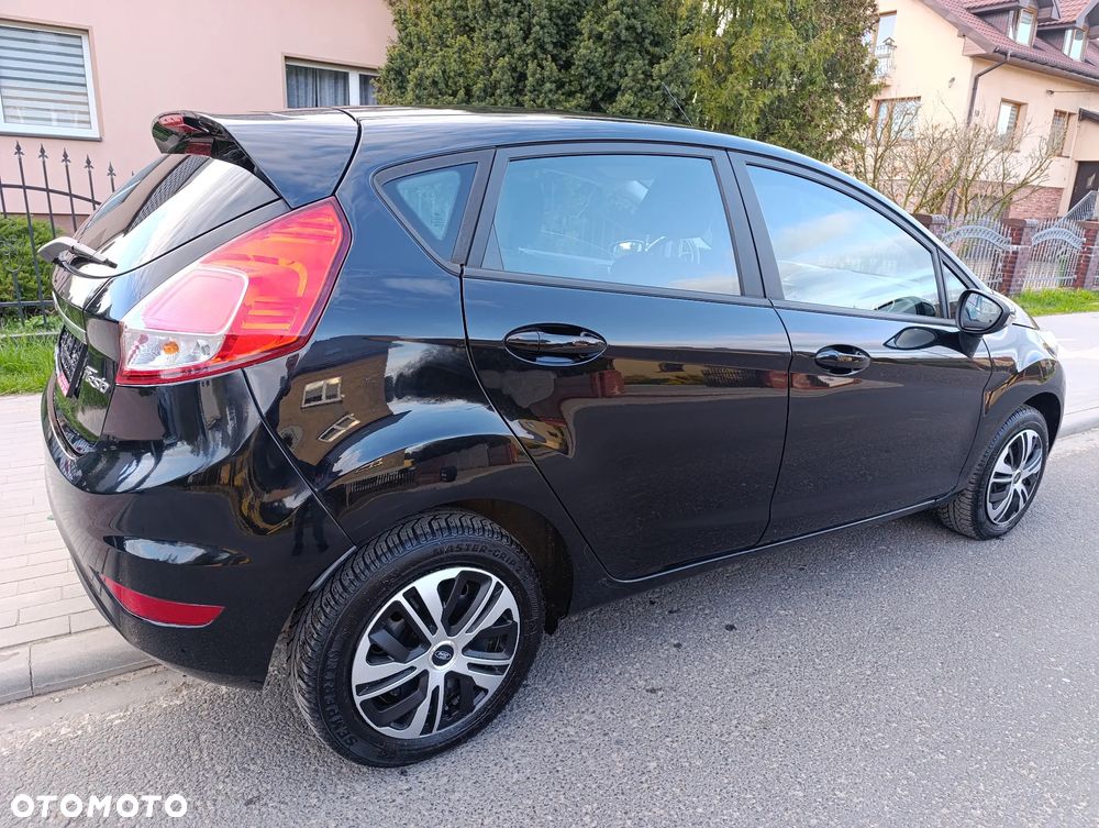 Ford Fiesta 1.25 SYNC Edition - 17
