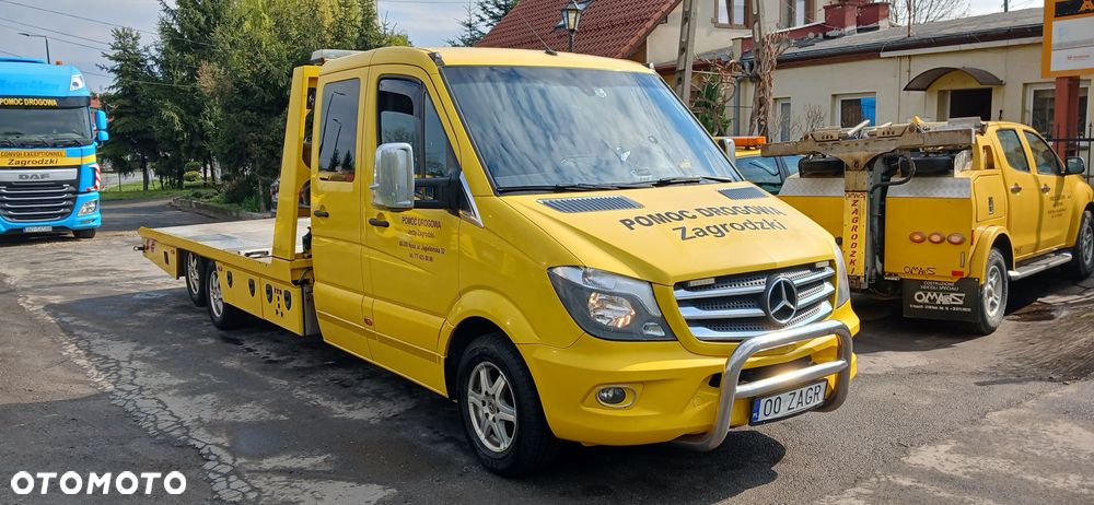 Mercedes-Benz Sprinter - 2