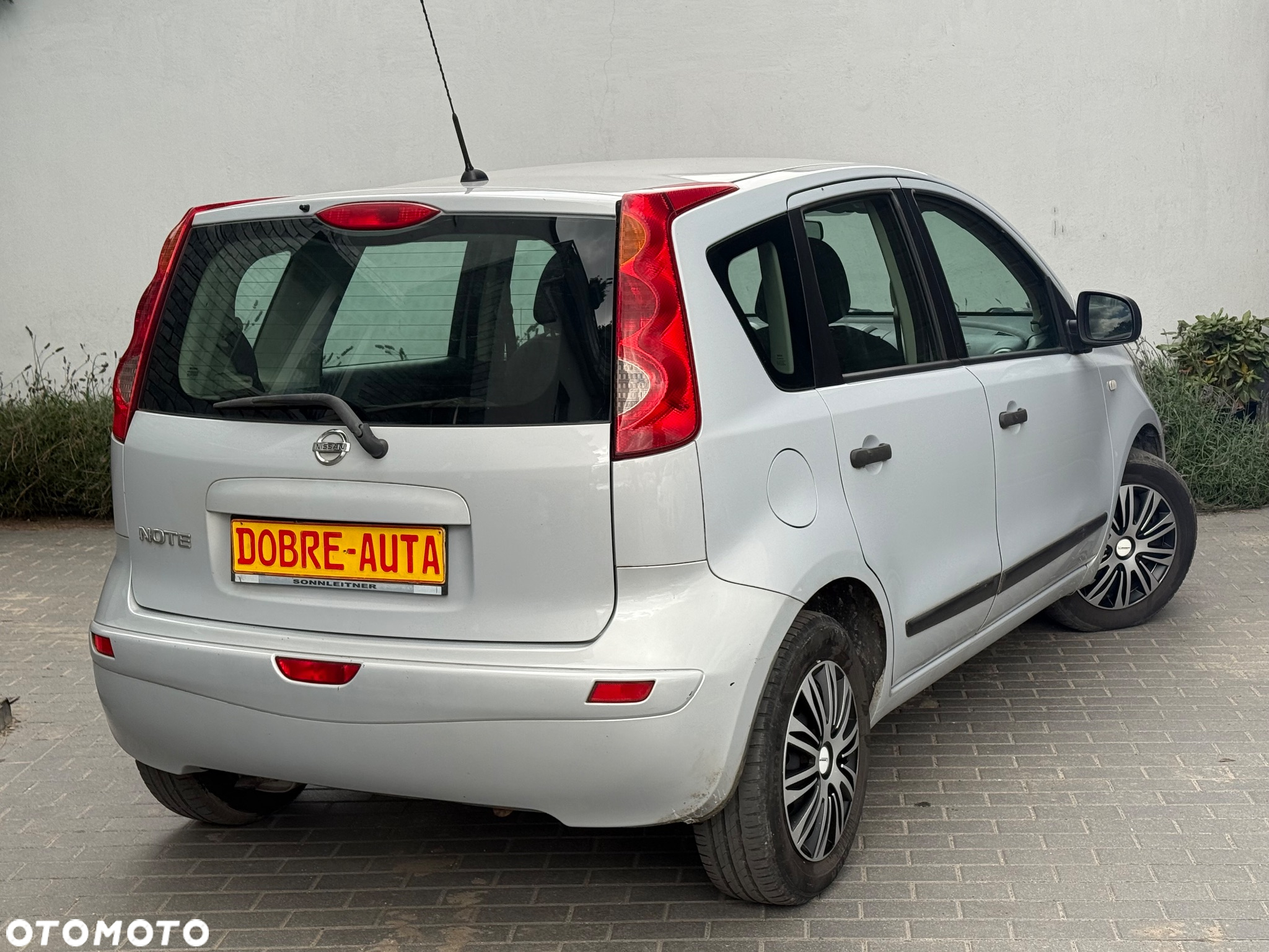 Nissan Note 1.4 Visia A/C - 23