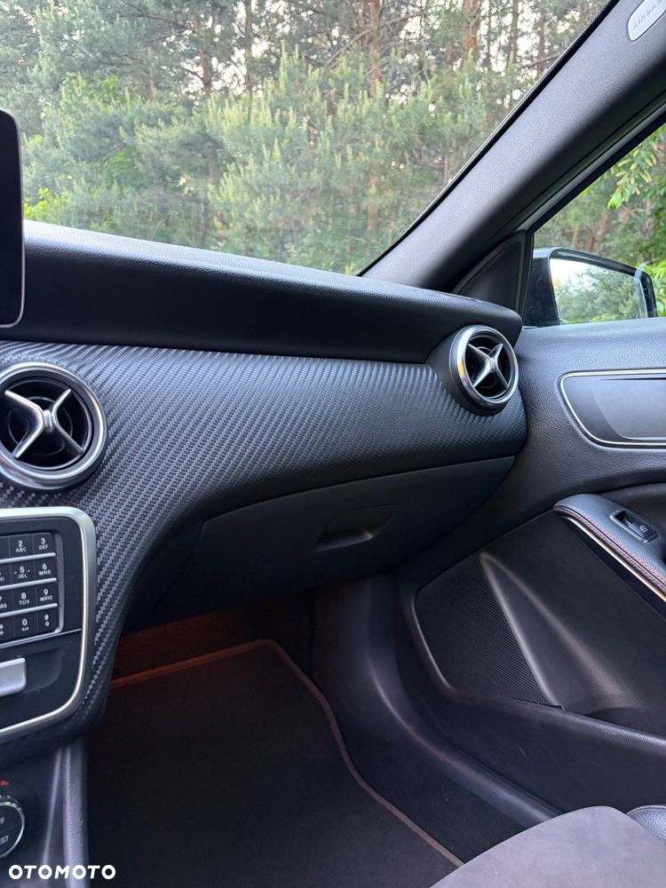 Mercedes-Benz Klasa A 160 d AMG Line - 26
