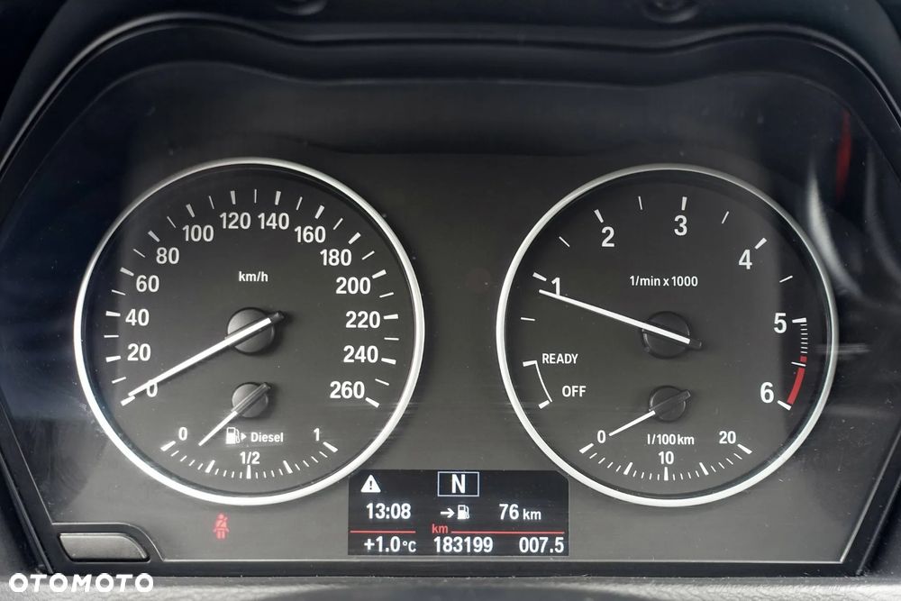 BMW X1 xDrive18d - 17