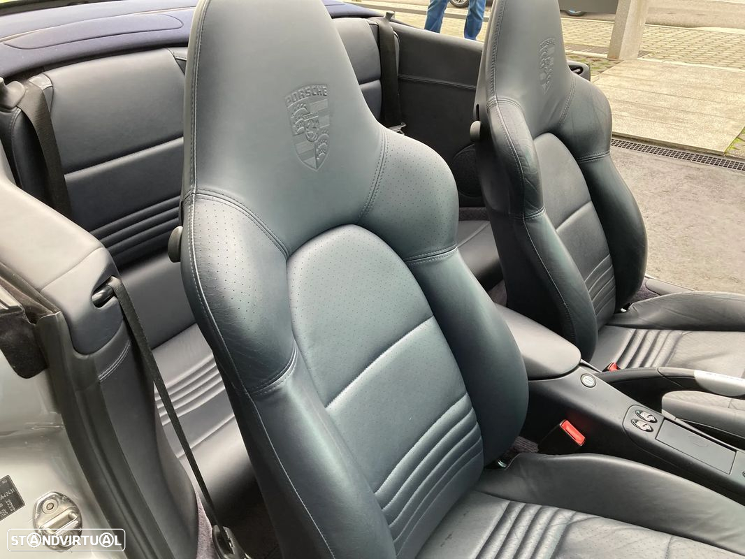 Porsche 911 (996) - 30