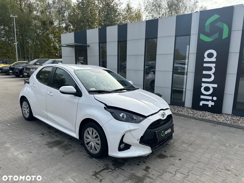 Toyota Yaris - 1