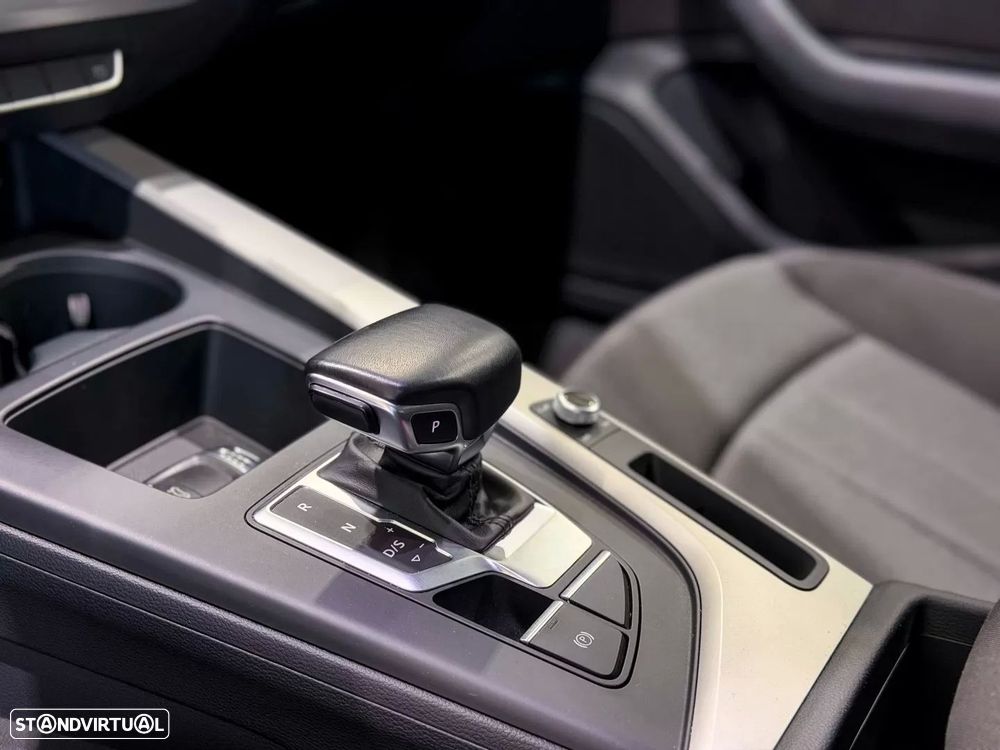 Audi A4 Avant 30 TDI S tronic - 21