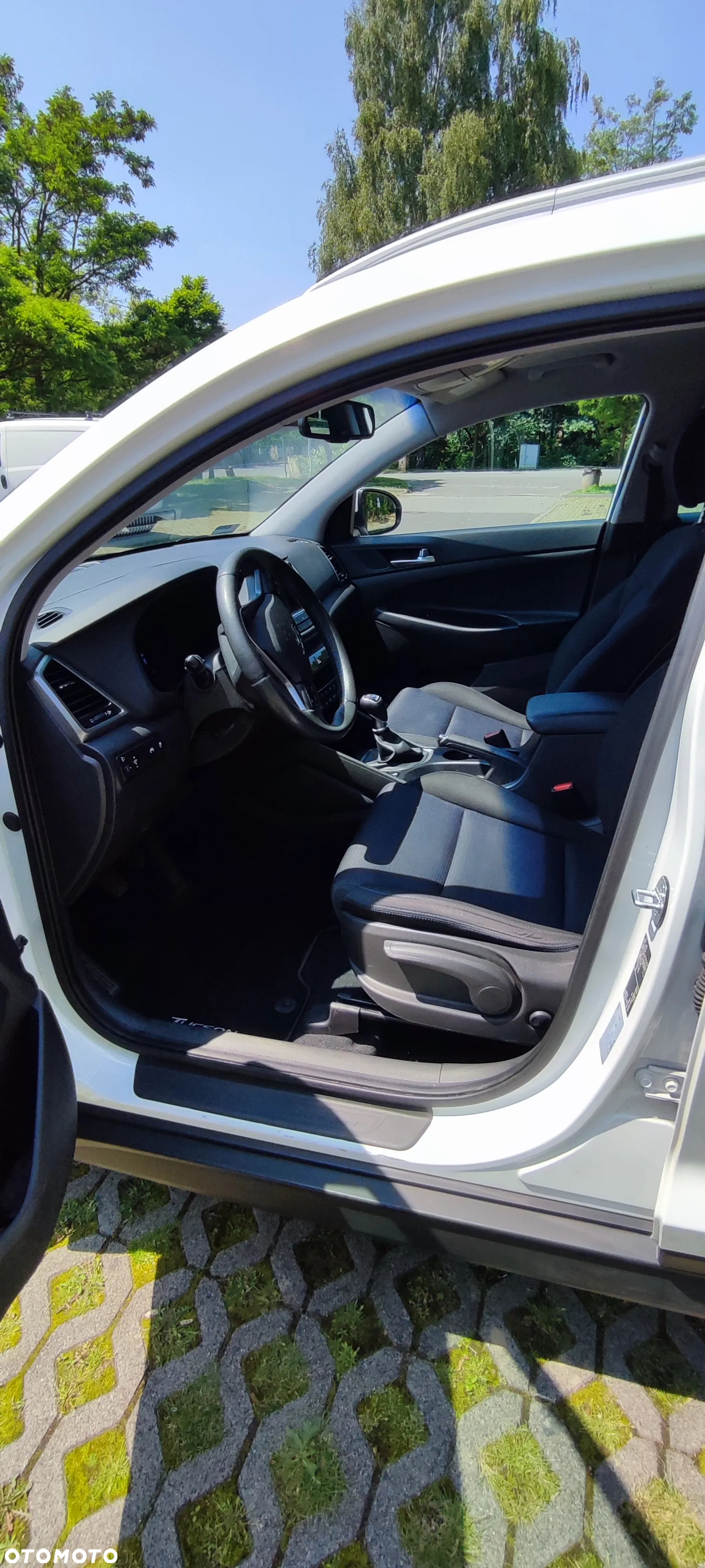 Hyundai Tucson 1.6 GDI BlueDrive Comfort 2WD - 19