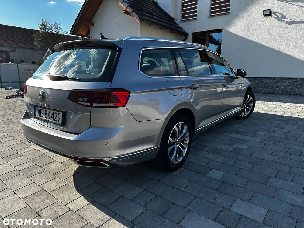 Volkswagen Passat 2.0 TDI Elegance DSG - 4