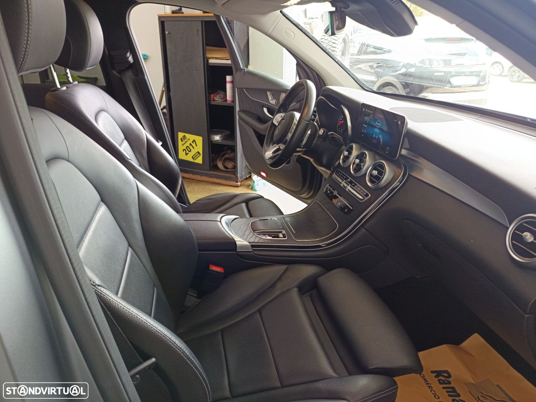 Mercedes-Benz GLC 300 de 4Matic - 37