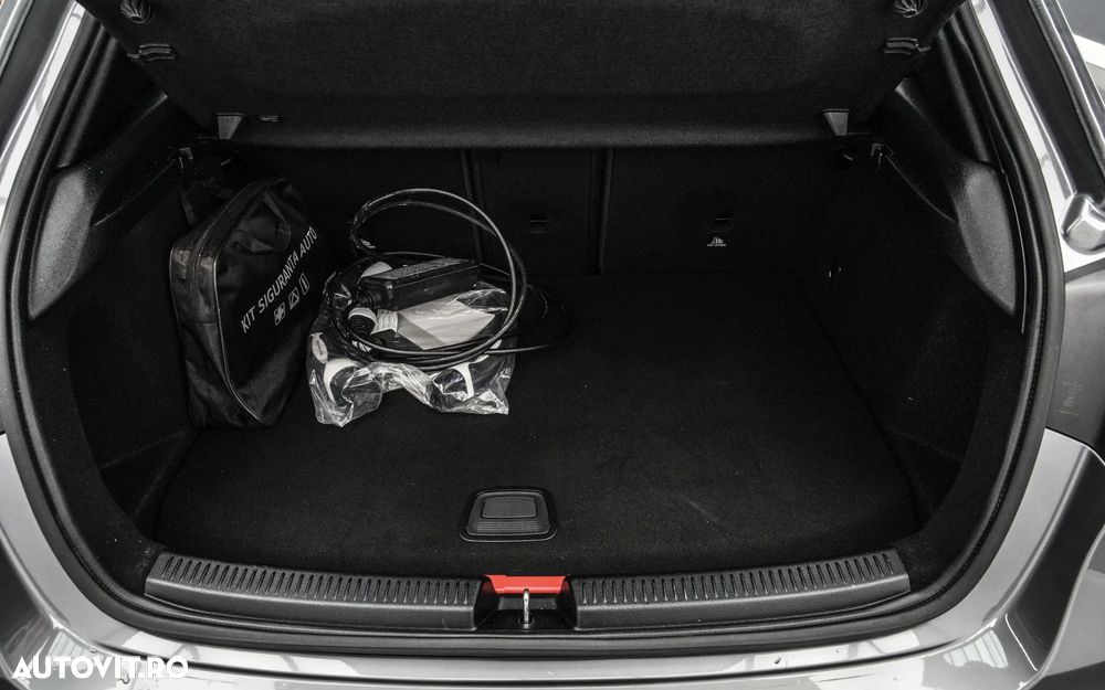 Mercedes-Benz A 250 e Aut. - 23