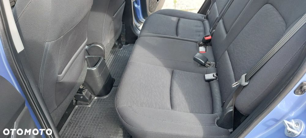 Hyundai ix20 1.6 Comfort blue - 20