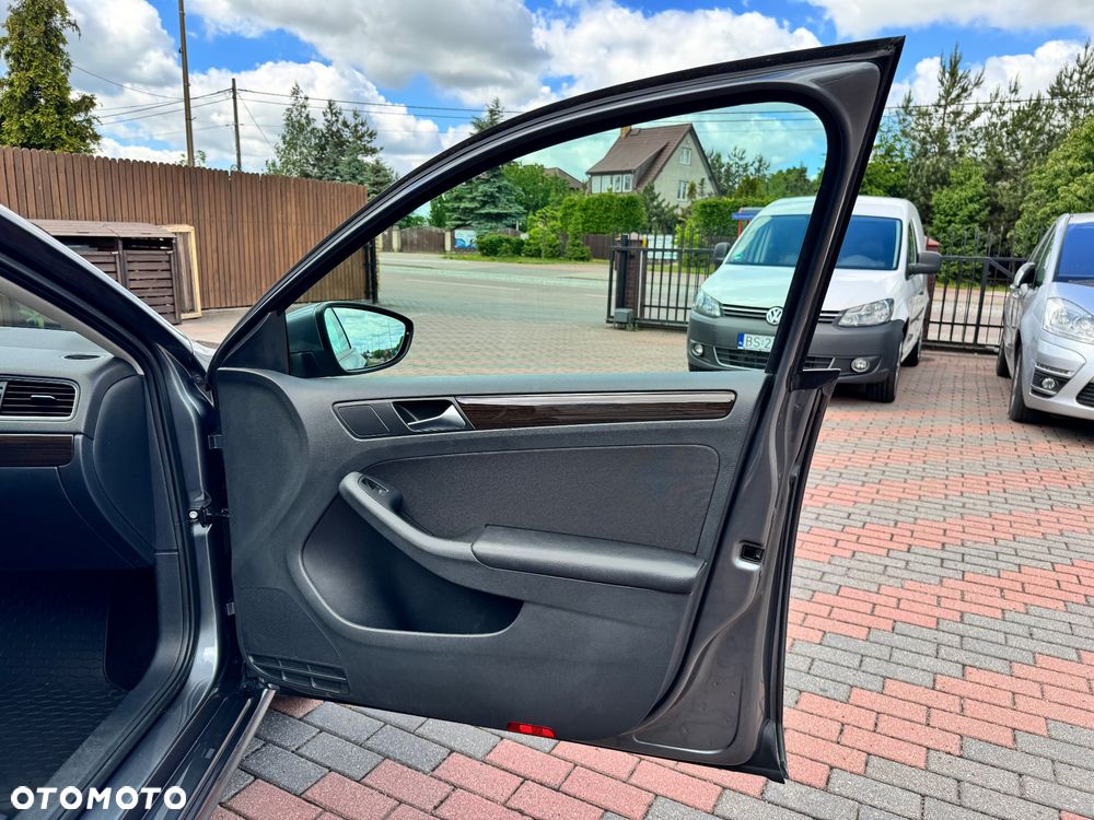 Volkswagen Jetta 2.0 TDI DPF BMT Highline - 31