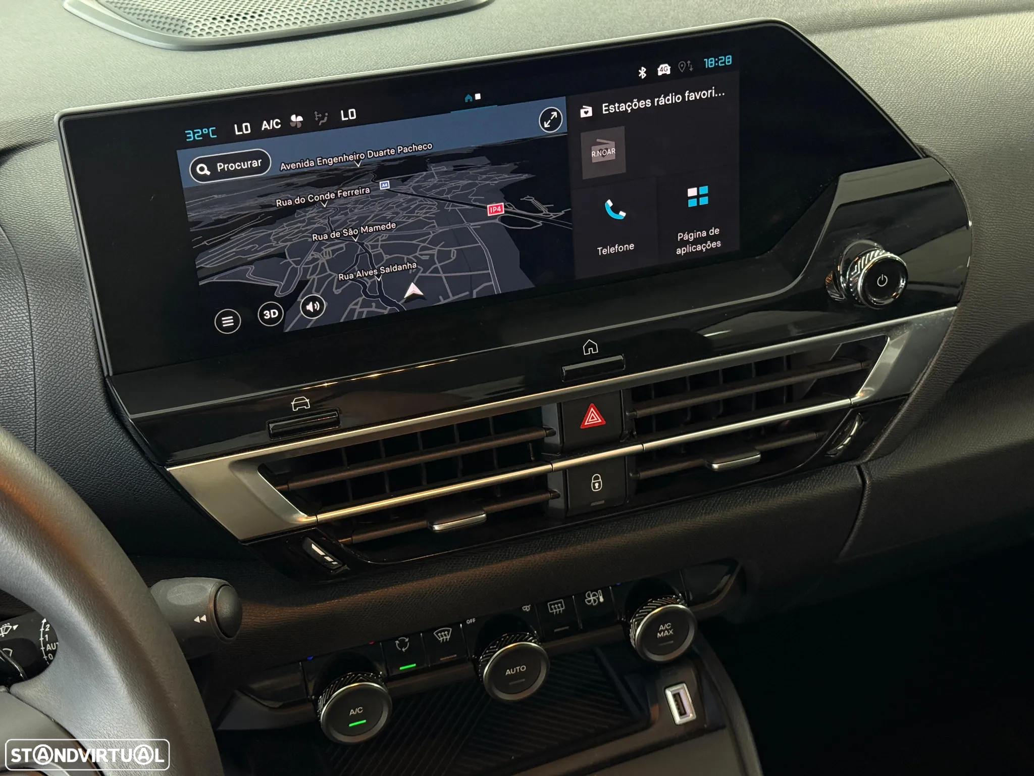 Citroën C4 X 1.2 PureTech Plus EAT8 - 26