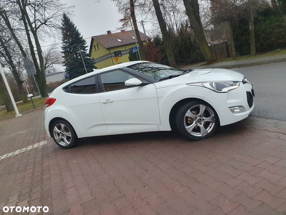 Hyundai Veloster 1.6 blue Style - 5