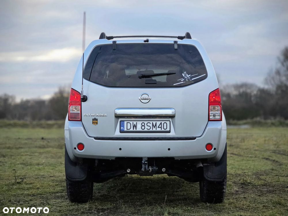 Nissan Pathfinder - 7