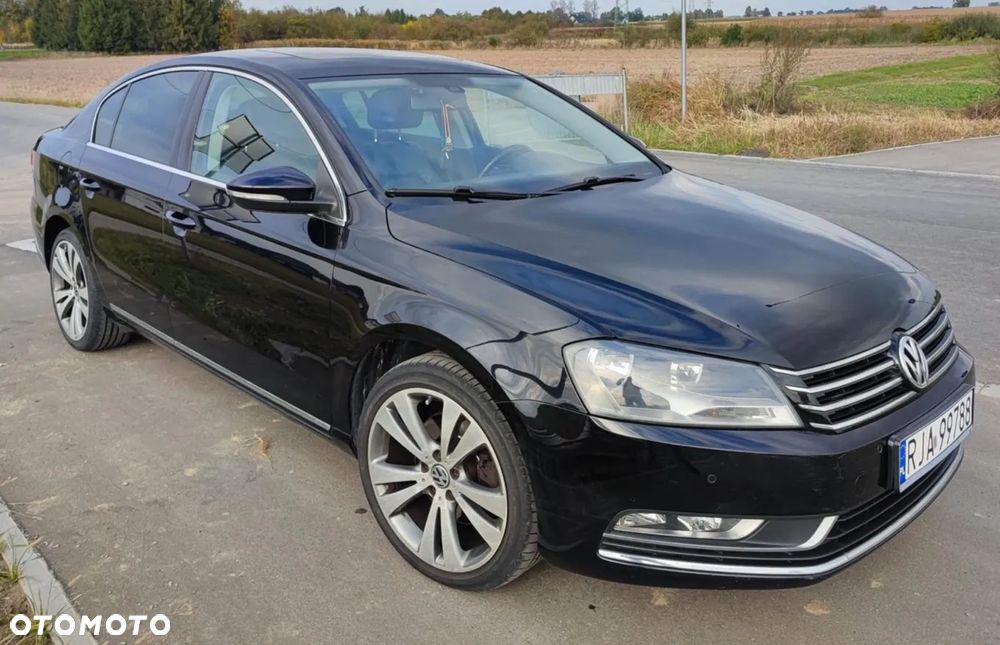 Volkswagen Passat - 4
