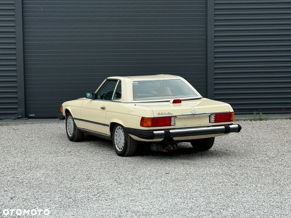Mercedes-Benz SL - 13