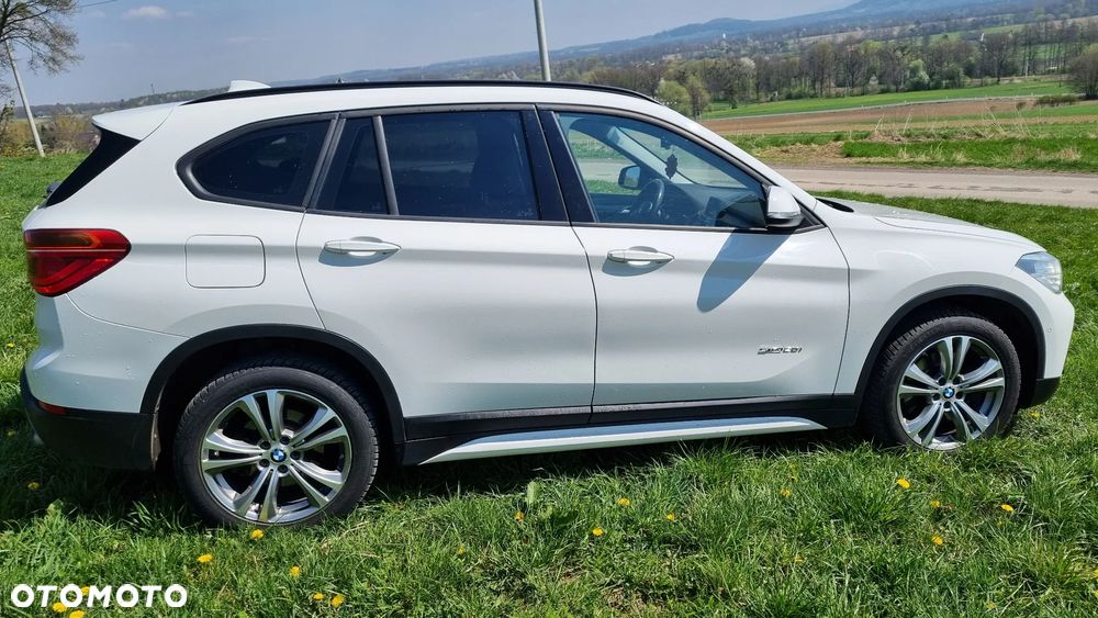 BMW X1 sDrive20i Sport Line - 7