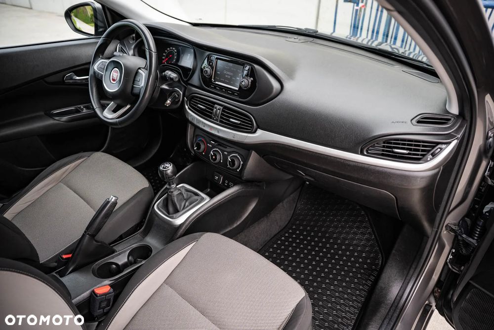 Fiat Tipo - 25
