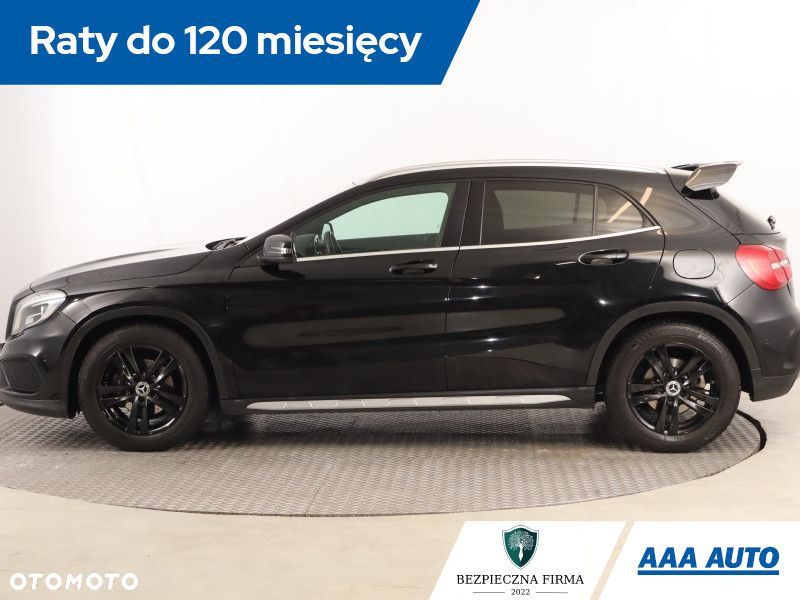 Mercedes-Benz GLA - 3