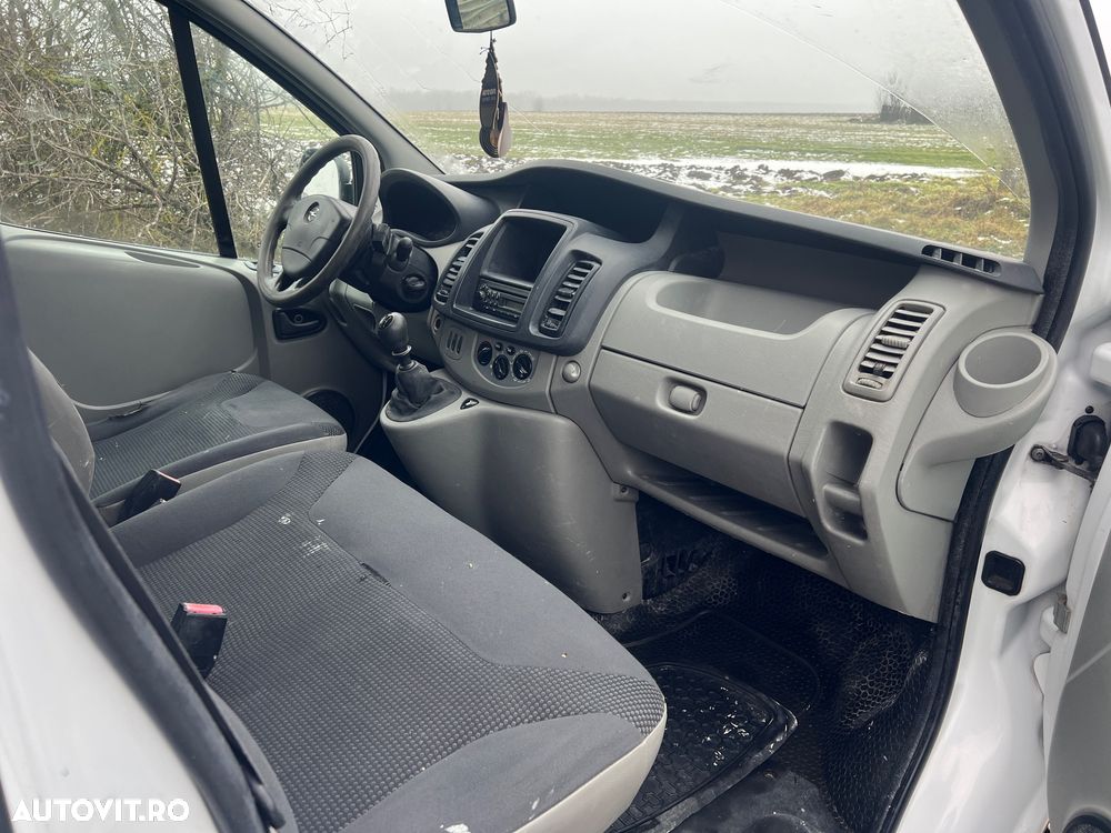 Opel Vivaro - 7