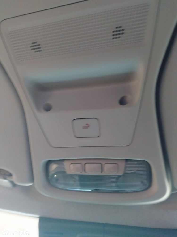 Ford Transit Courier - 6