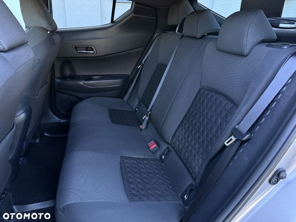 Toyota C-HR 2.0 Hybrid Style - 33