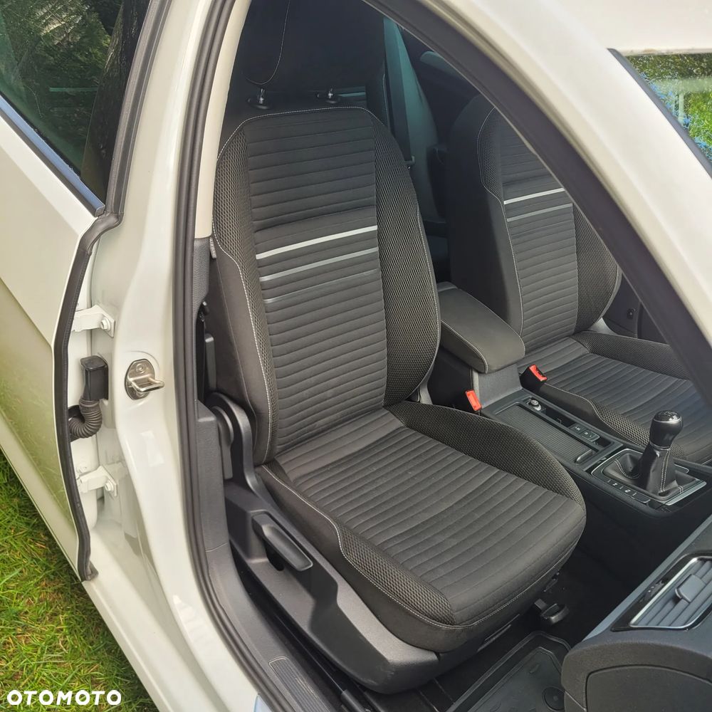 Volkswagen Golf 1.4 TSI BlueMotion Technology Cup - 11
