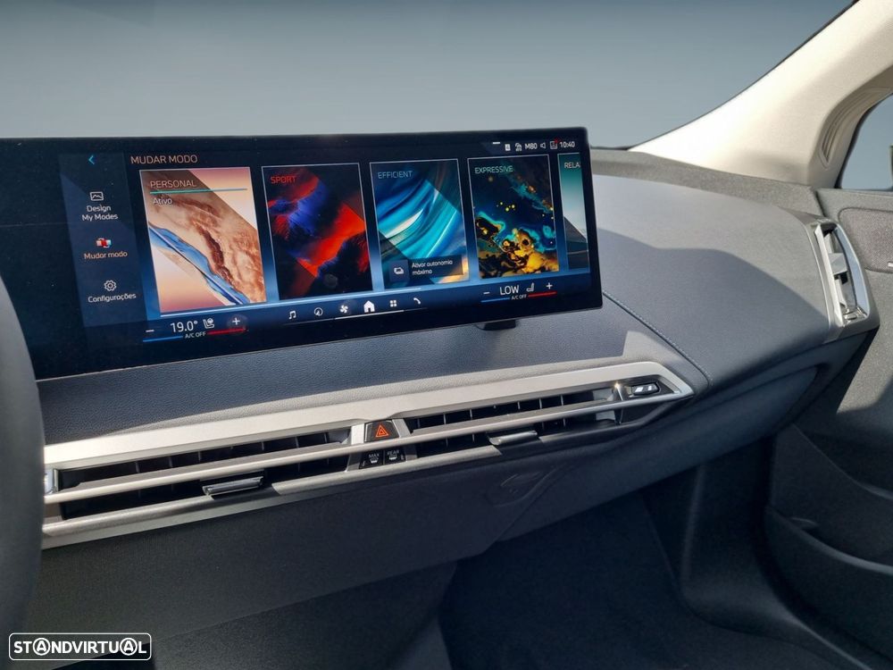 BMW iX xDrive 45 Pack Desportivo - 29