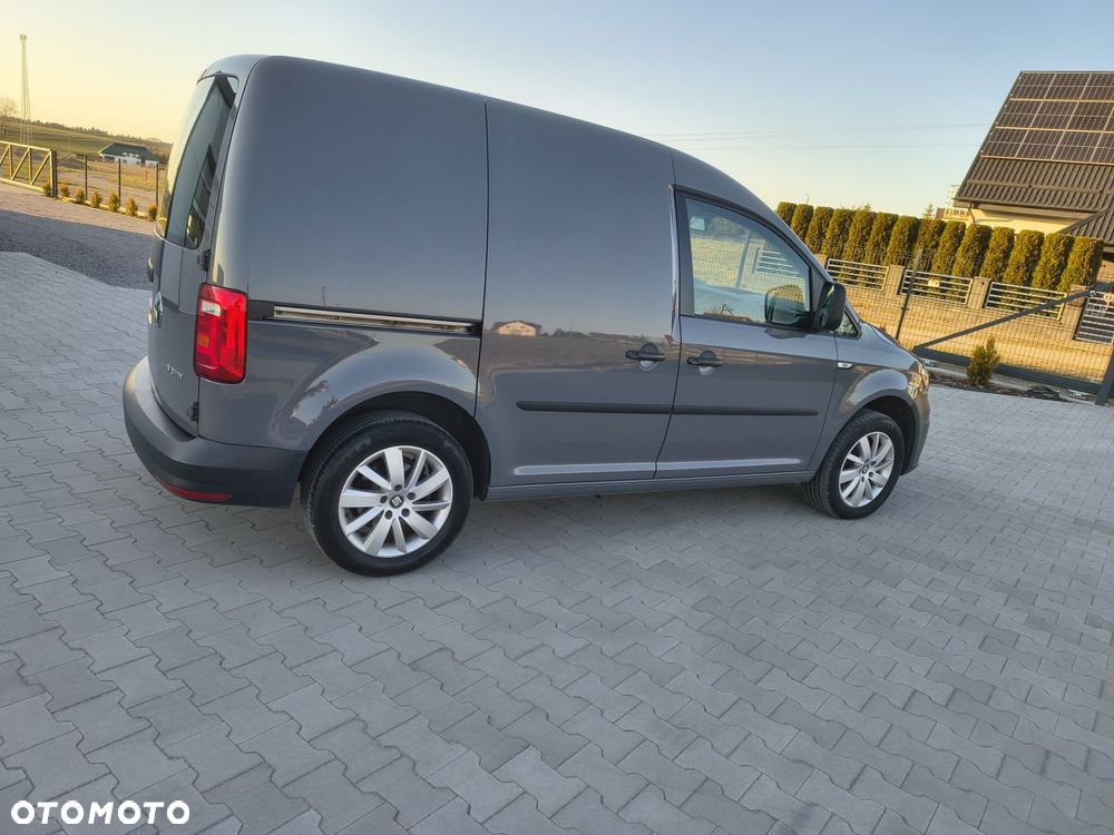 Volkswagen Caddy 2.0 TDI Comfortline - 9