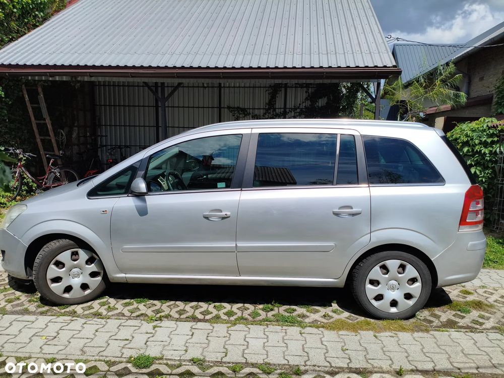 Opel Zafira - 7
