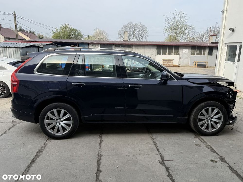 Volvo XC 90 D5 AWD Geartronic Momentum - 7