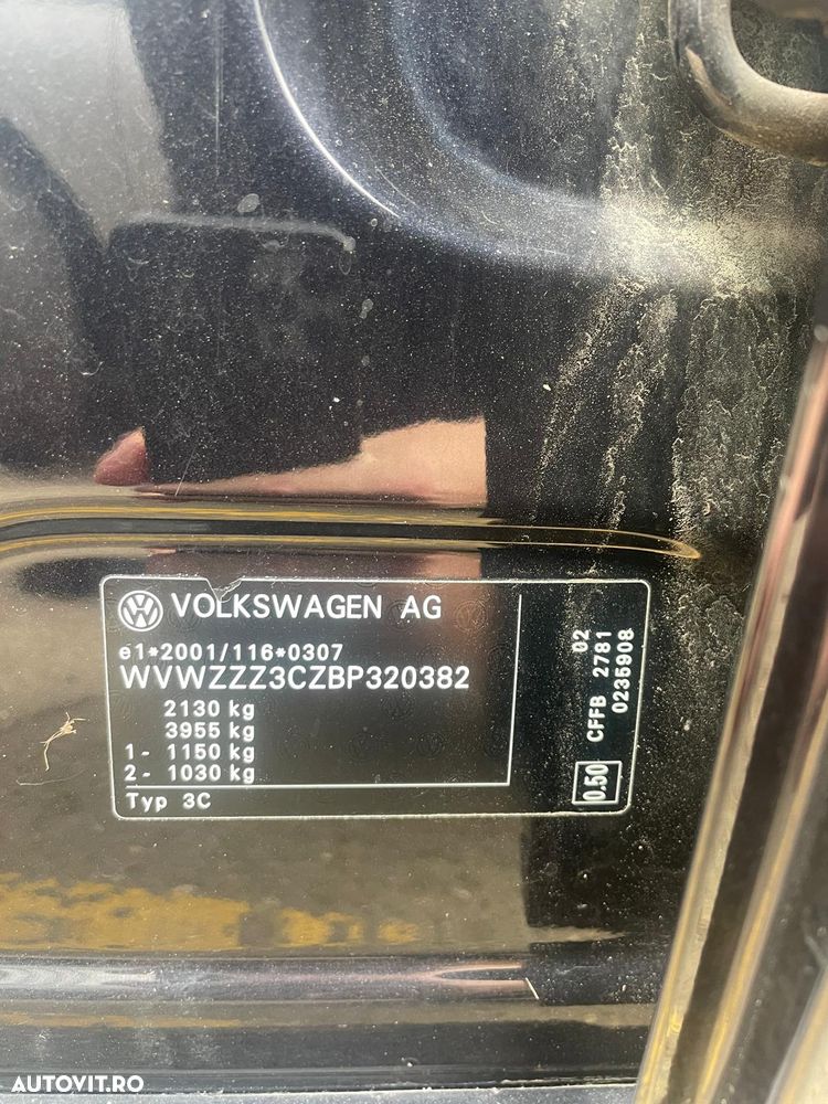 Volkswagen Passat 2.0 TDI DSG Comfortline - 13