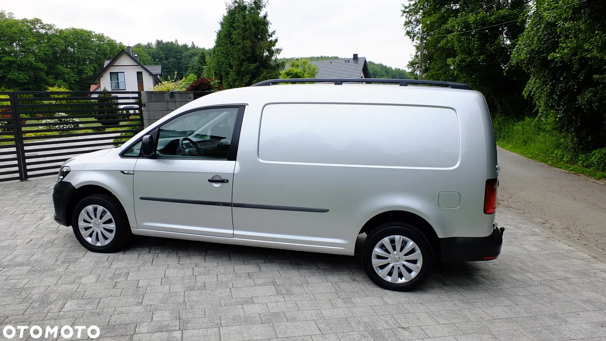Volkswagen Caddy - 10