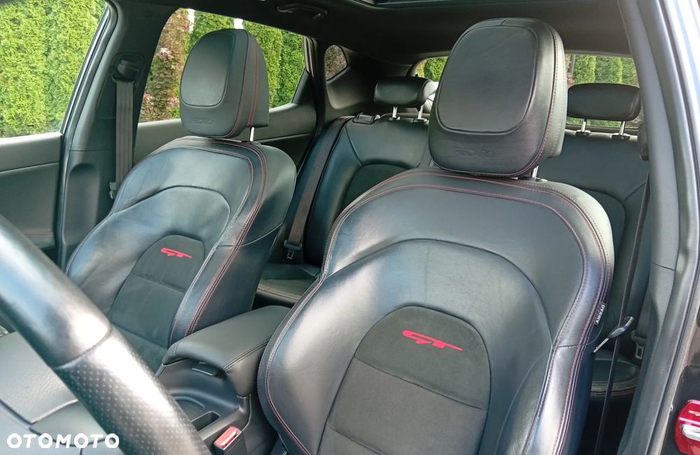 Kia Ceed 1.6 T-GDI GT-Track - 23