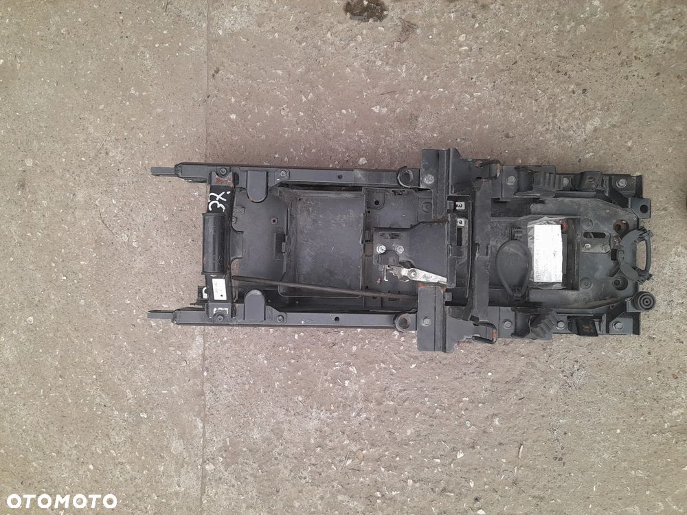 YAMAHA FZ1 FAZER 2006 - 2012  STELAŻ OGON WYPEŁNIENIE - 4