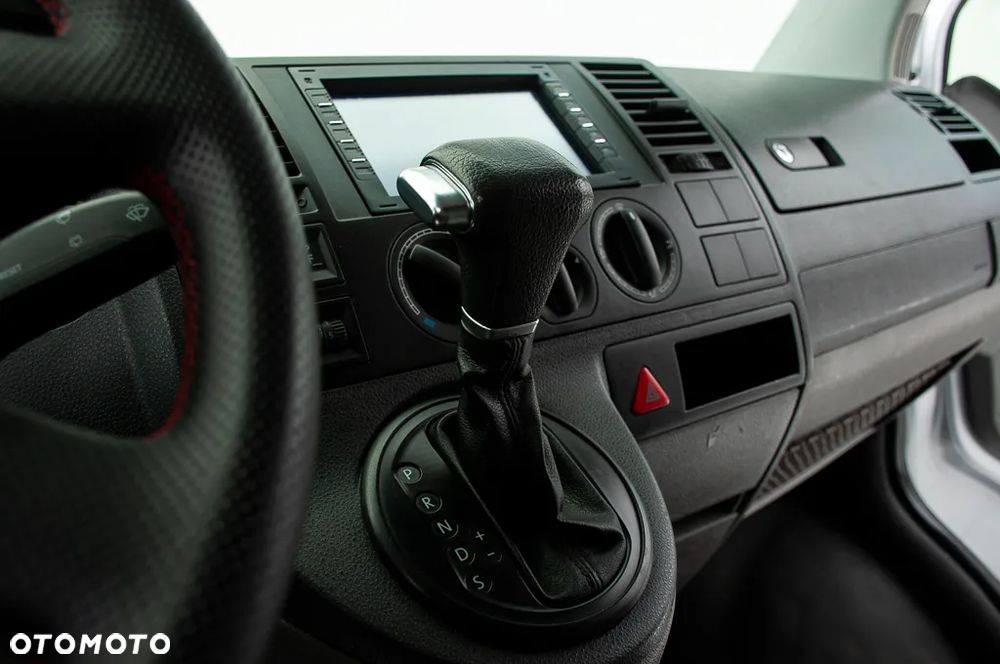 Volkswagen Transporter DSG BMT - 26